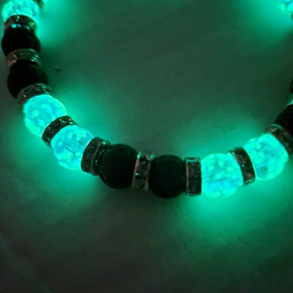New! Glow In The Dark Stretch Bracelet. Lava Rock & Blue Firefly Glass! Stunning - Picture 2 of 5